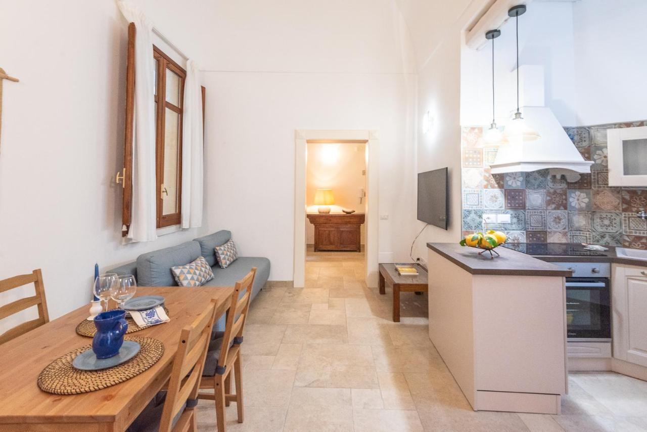 Rubichi 6 - Old Town Apartment Sit Лечче Екстер'єр фото