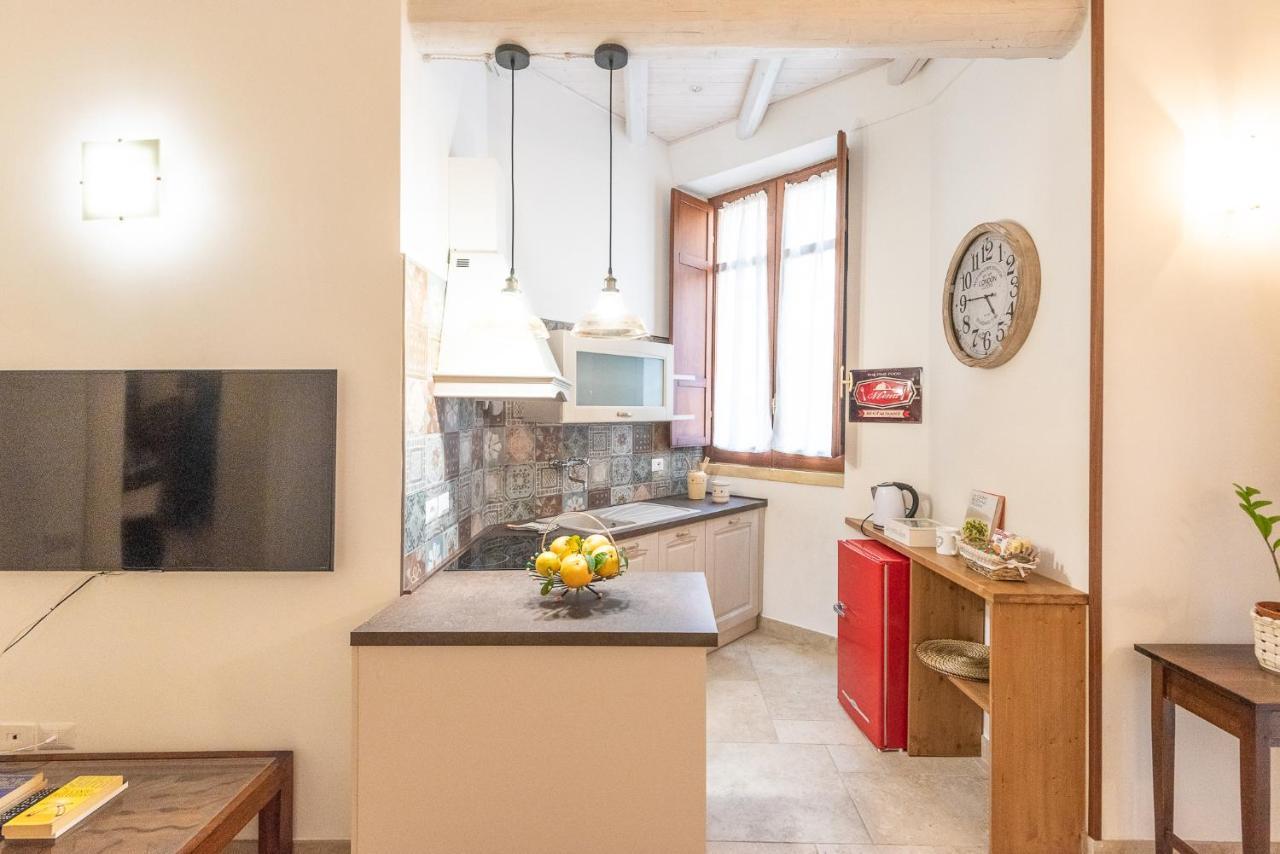 Rubichi 6 - Old Town Apartment Sit Лечче Екстер'єр фото